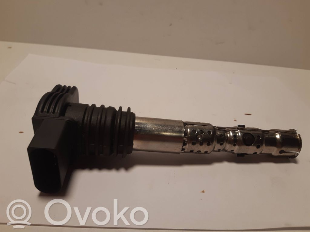 Audi A4 S4 B6 8E 8H Augstsprieguma spole (aizdedzei) 