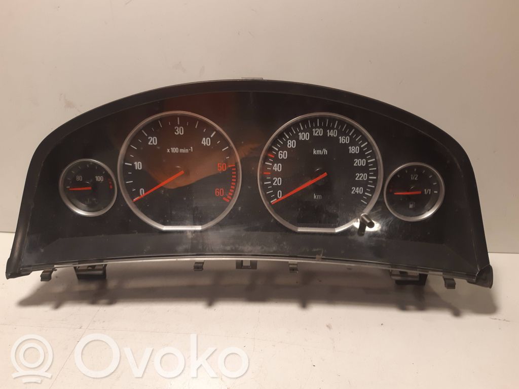Opel Vectra C Speedometer (instrument cluster) 