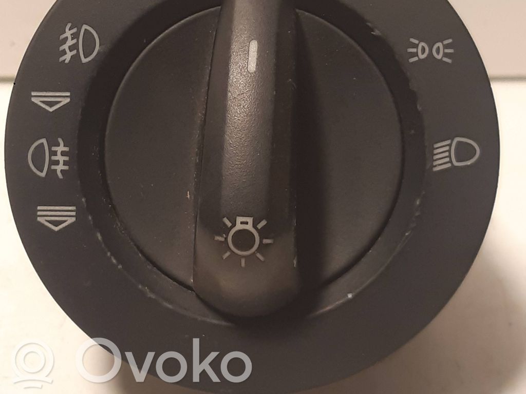 Audi A6 S6 C6 4F Light switch 
