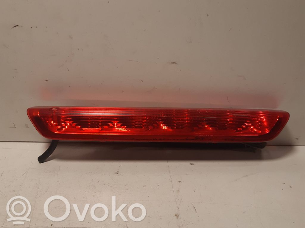 Peugeot 308 Third/center stoplight 