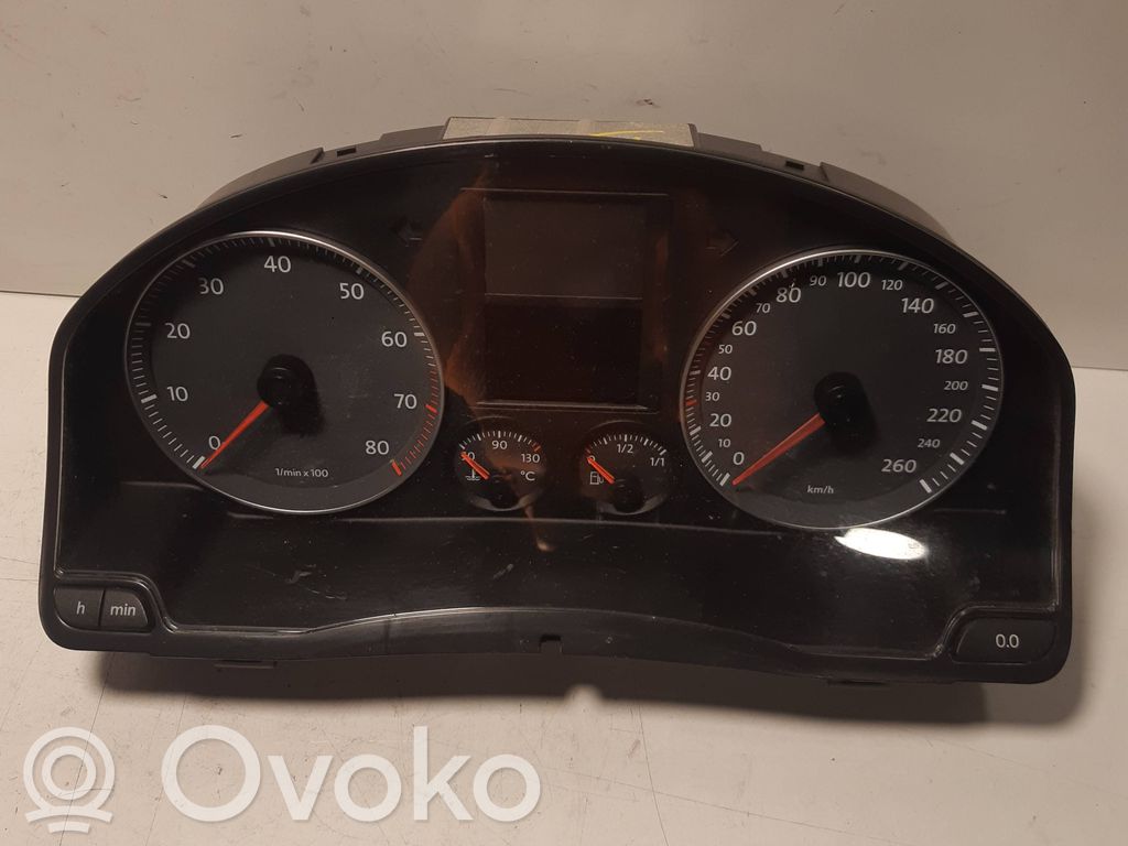Volkswagen Golf V Nopeusmittari (mittaristo) 