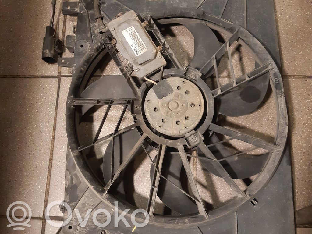 Volvo V70 Elektryczny wentylator chłodnicy 