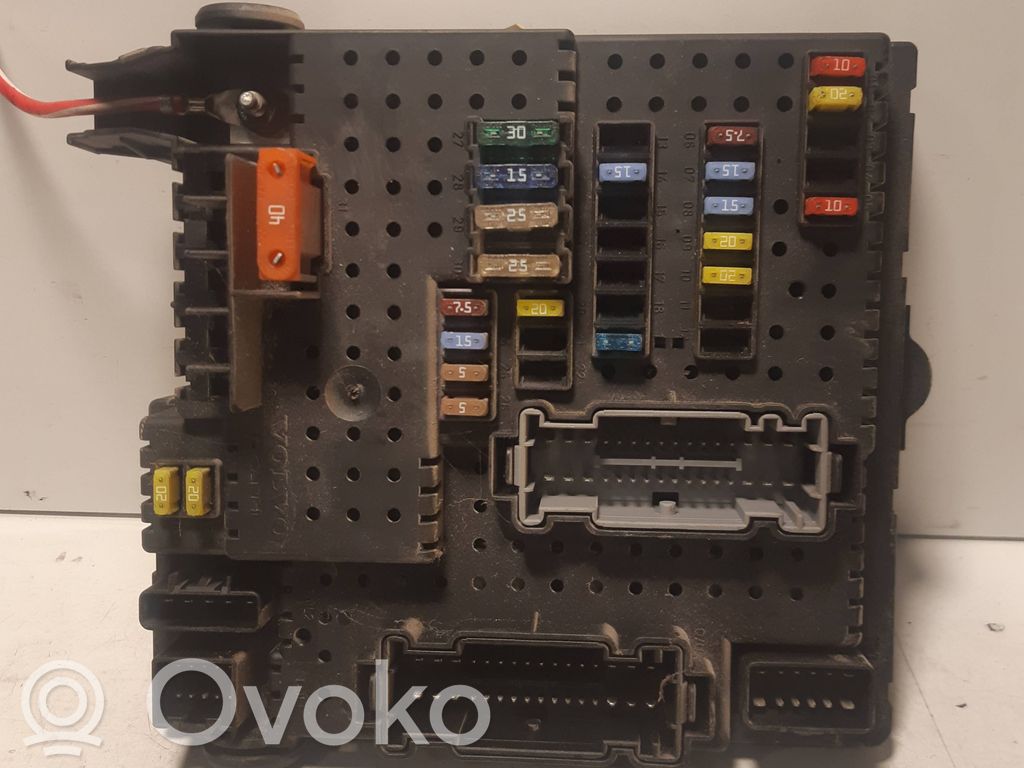 Volvo V70 Drošinātāju bloks 