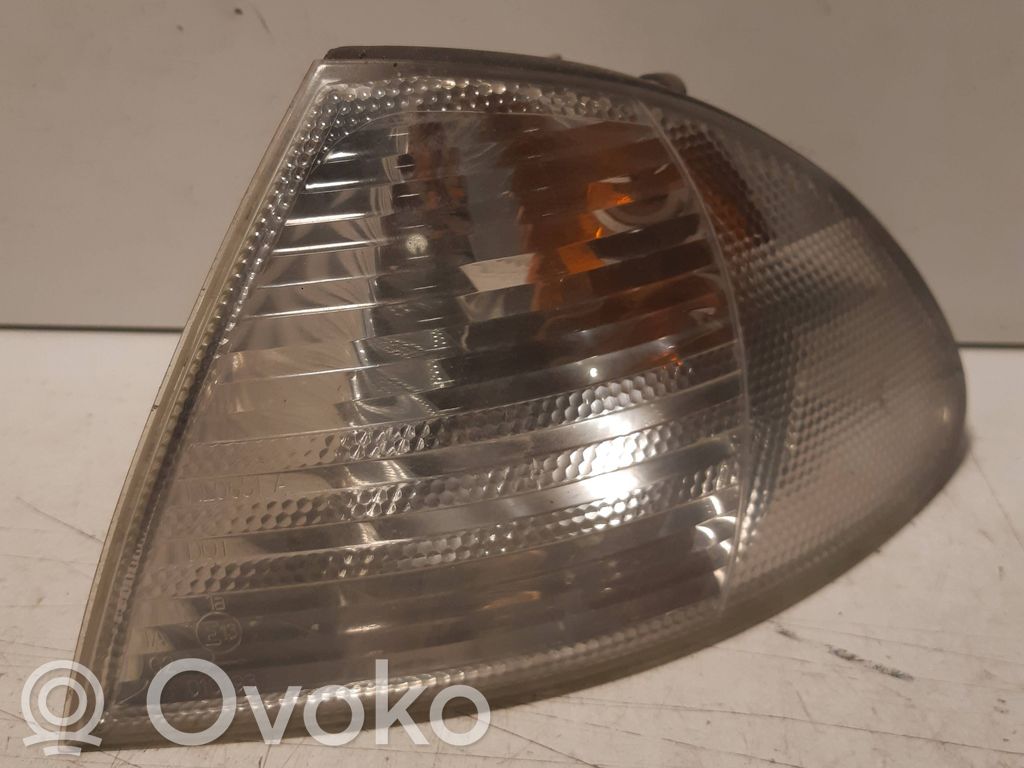 BMW 3 E46 Front indicator light 