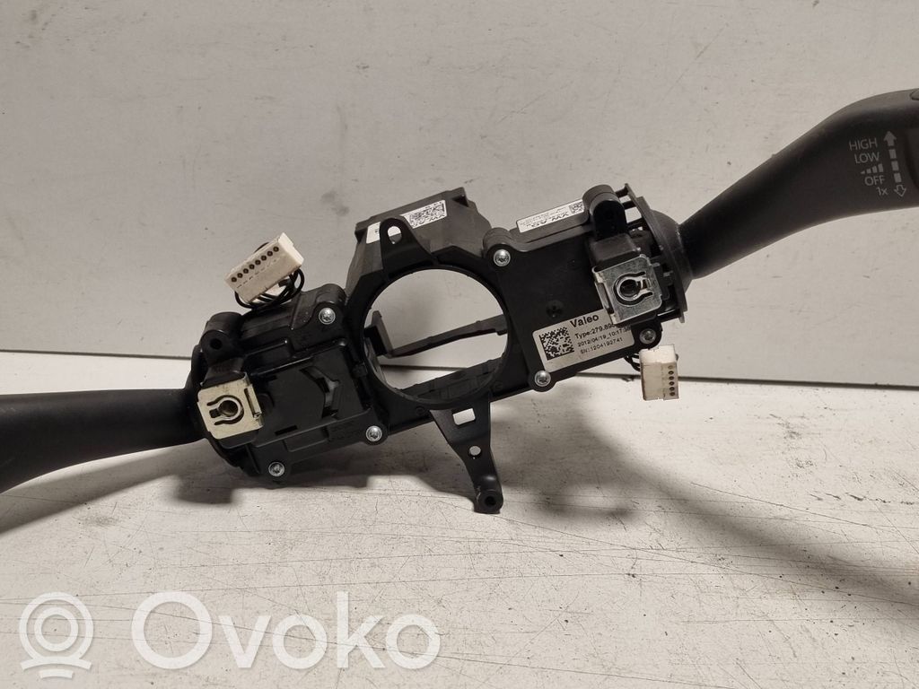 Volkswagen Touran I Wiper turn signal indicator stalk/switch 