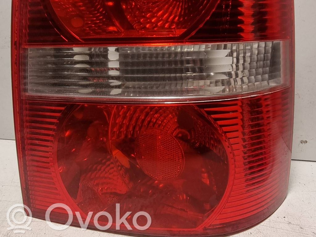 Volkswagen Touran I Lampa tylna 