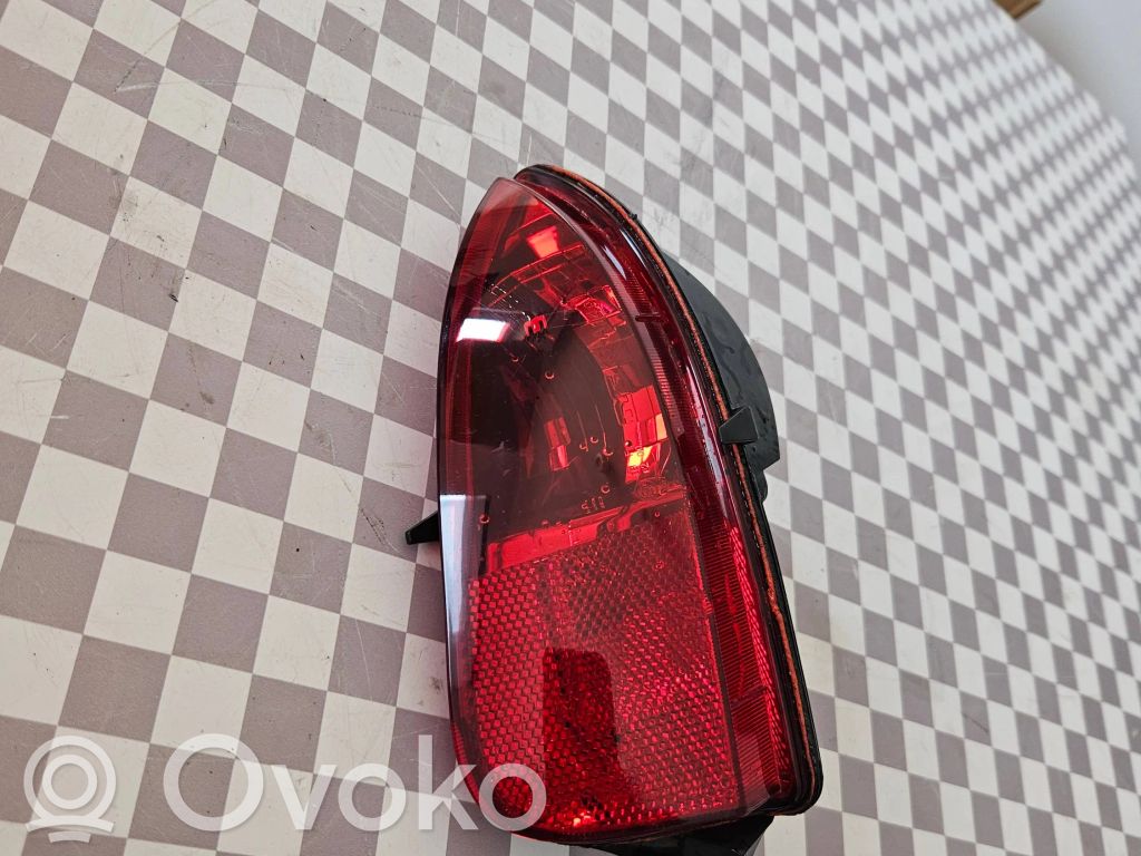 Opel Corsa C Tailgate rear/tail lights 