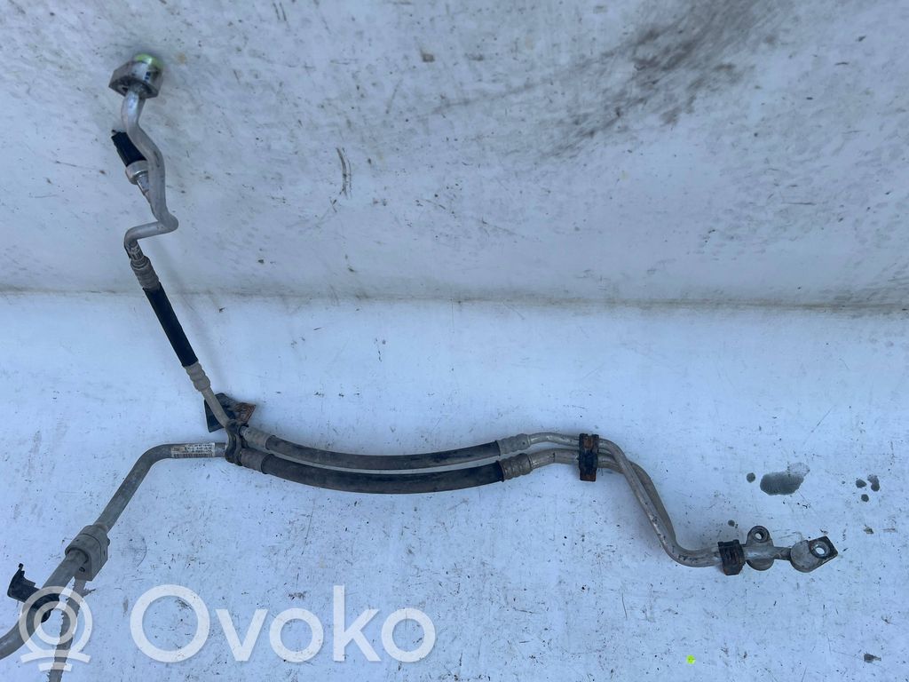 Ford Transit Custom Ilmastointilaitteen putki (A/C) 
