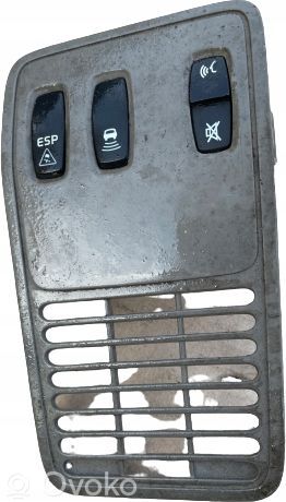 Interruptor ESP (programa de estabilidad)   8200044855