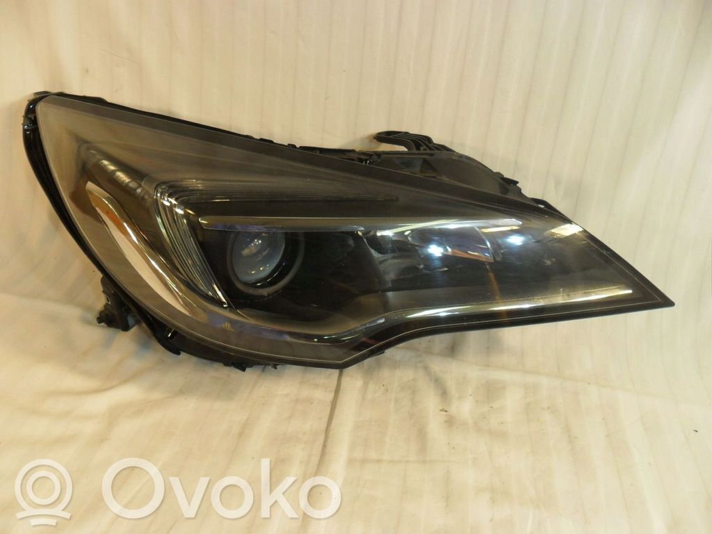Opel Astra K Headlight/headlamp 