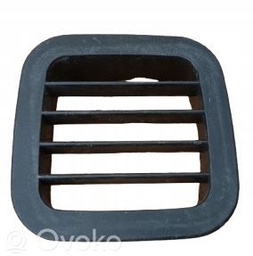 Nissan Qashqai Cabin air duct channel 