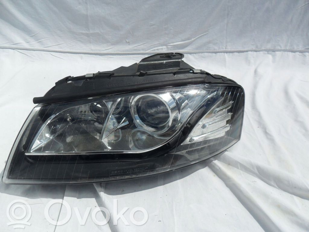 Scheinwerfer
