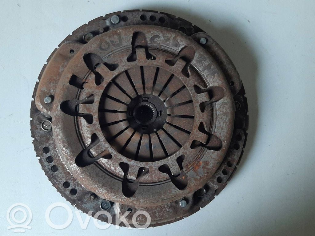 Nissan Micra Sajūga komplekts 