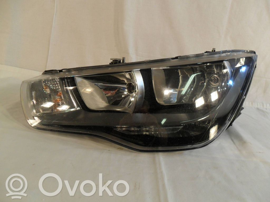 Audi A1 Headlight/headlamp 