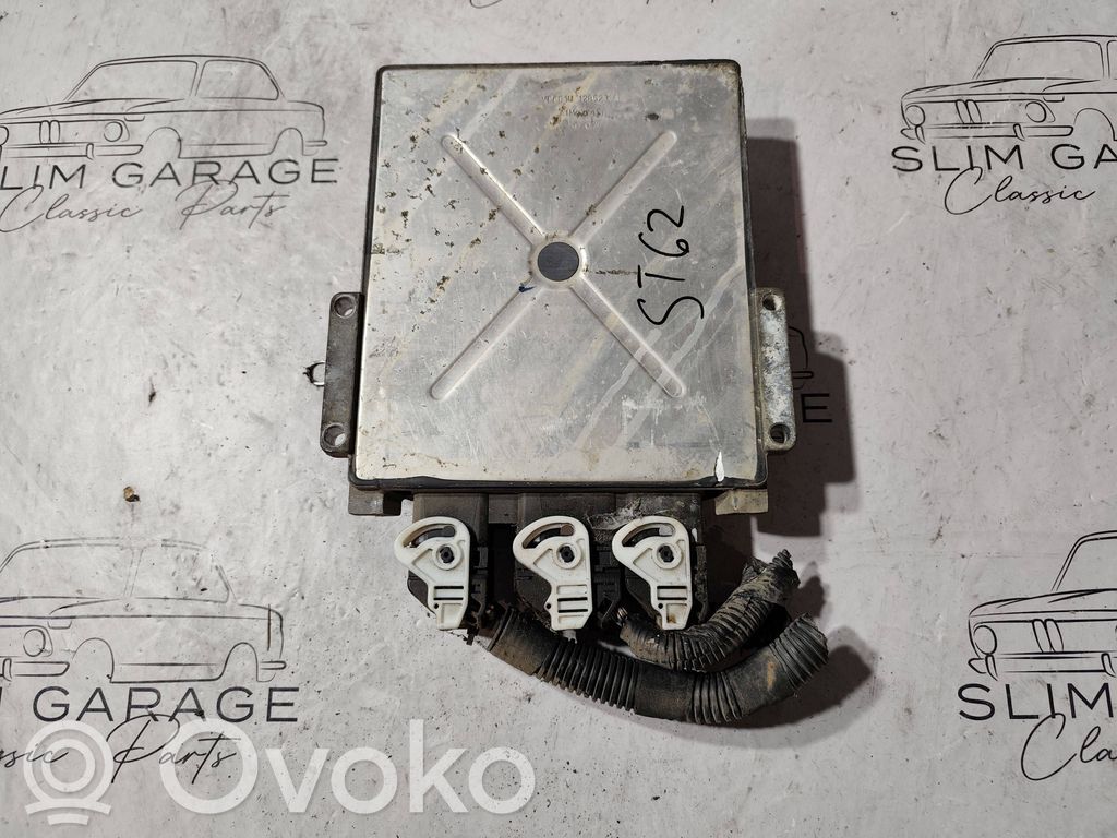 Unidad de control/módulo del motor   6C1112A650AN