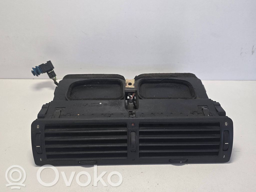 BMW 7 E38 Griglia di ventilazione centrale cruscotto 