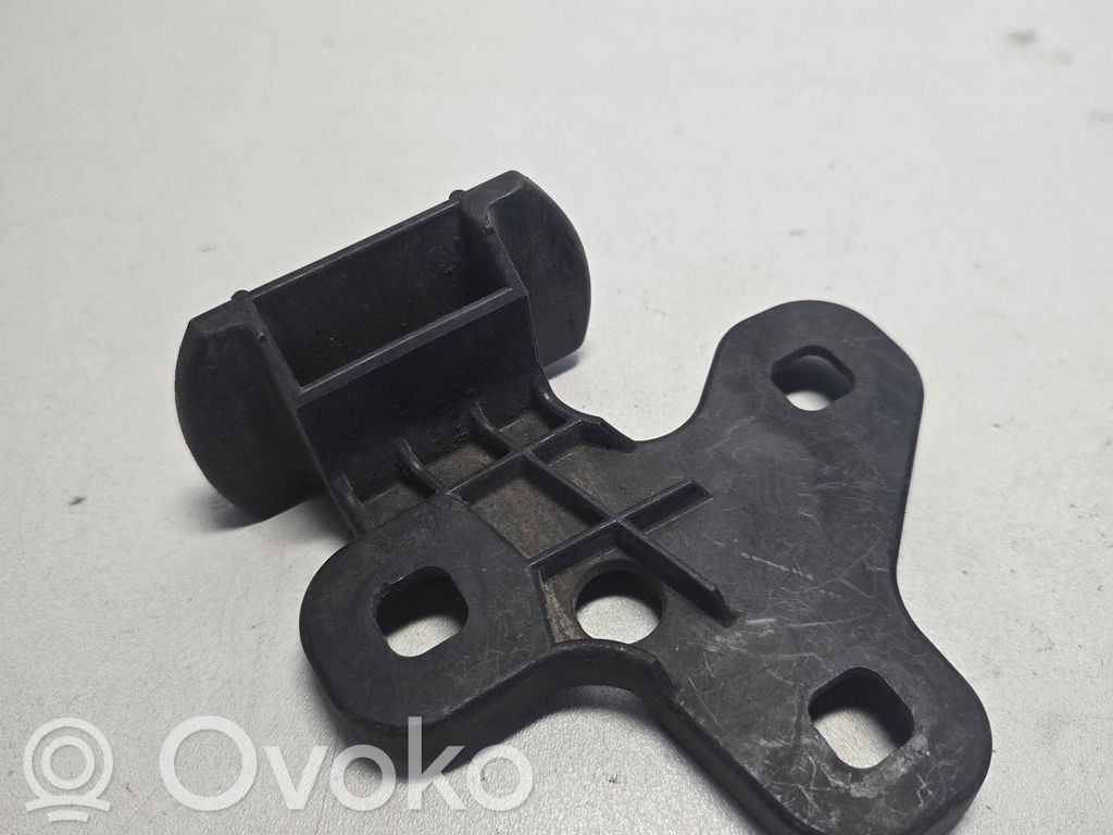 BMW 7 E38 Front bumper mounting bracket 