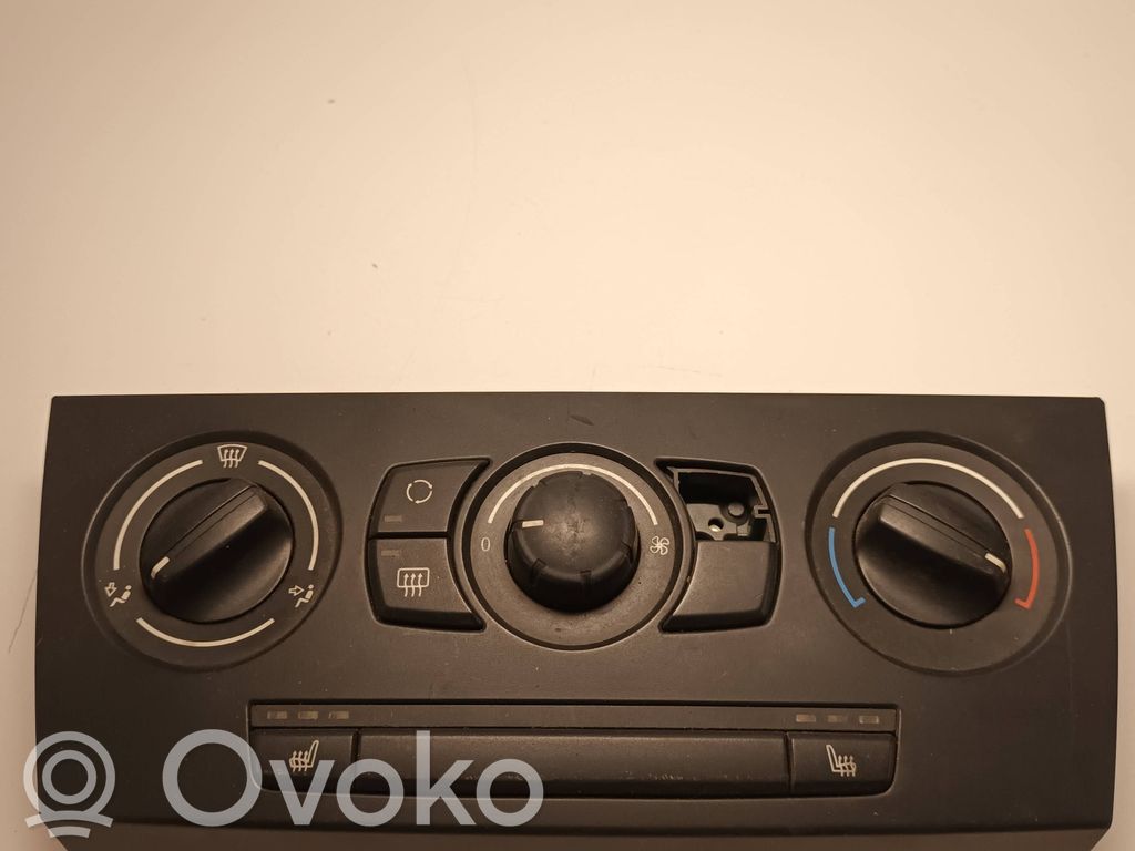 BMW 1 E81 E87 Climate control unit 