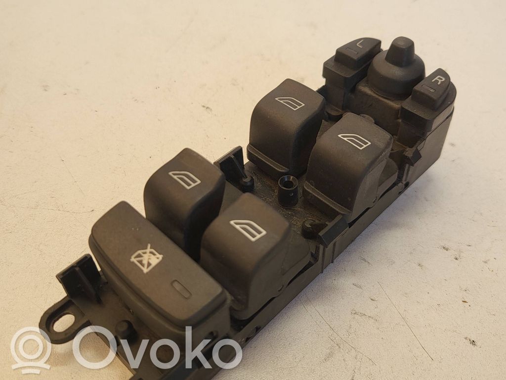 Electric window control switch   30773382