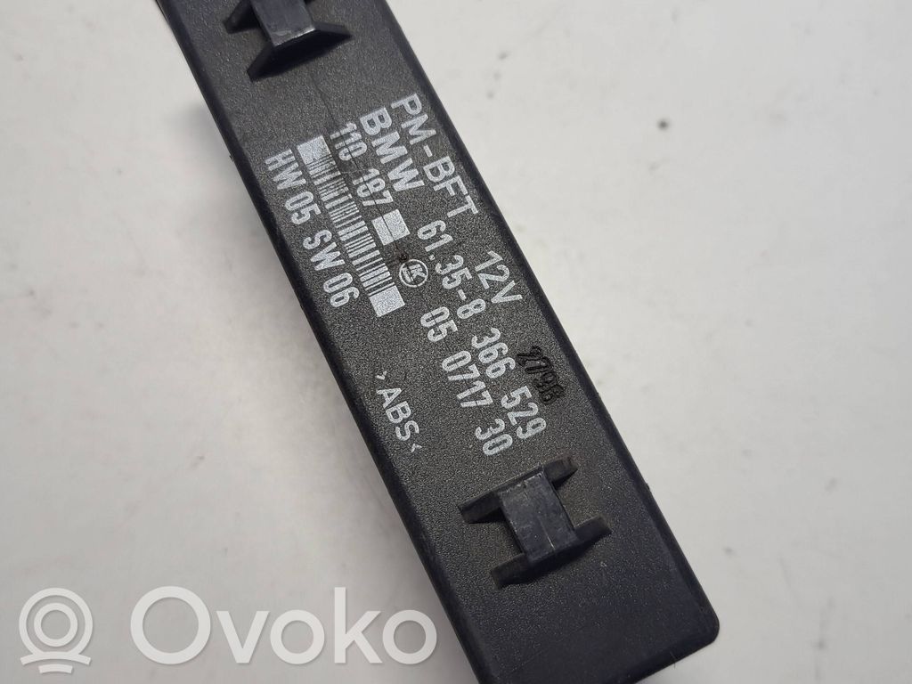 Unidad de control/módulo de la puerta   61358366529