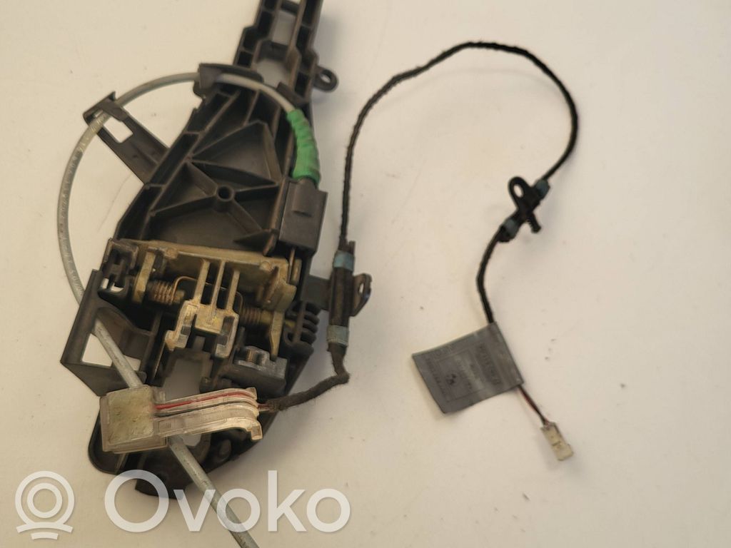 BMW 3 E90 E91 Front door coupe exterior handle/bracket 
