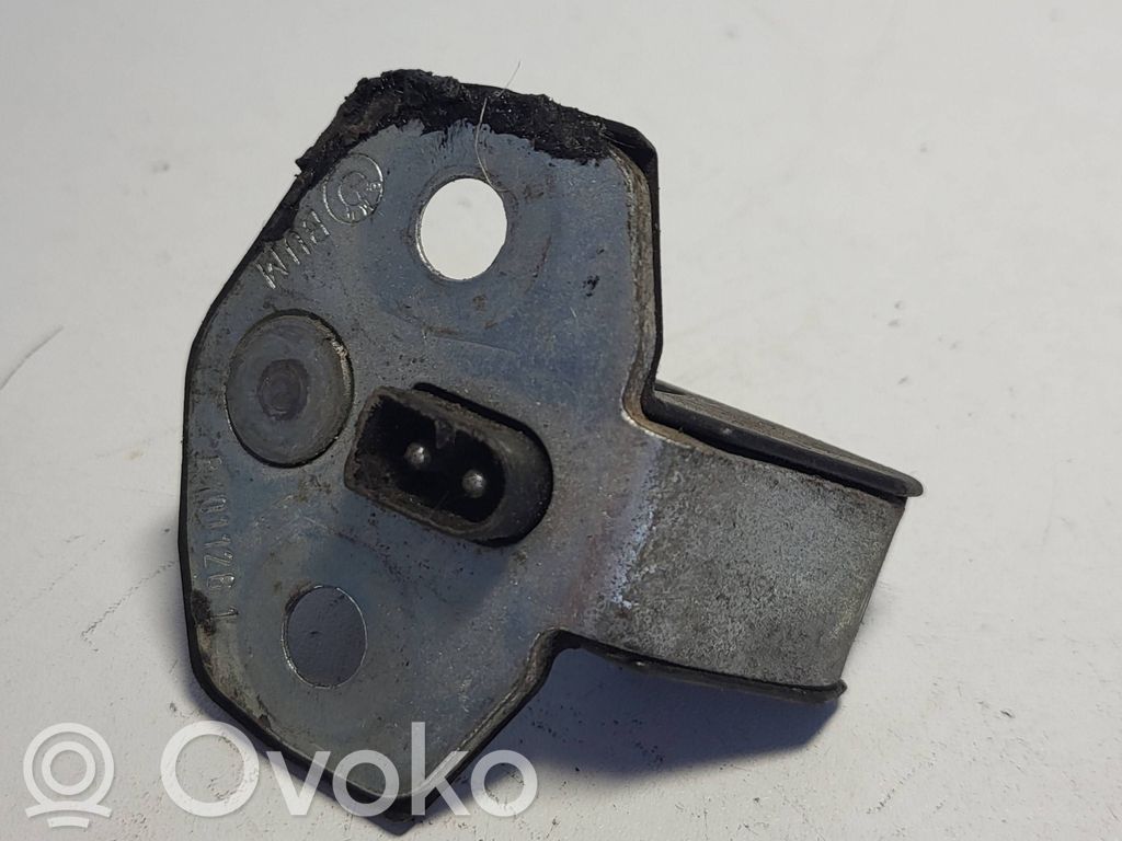 BMW 5 E34 Front door lock loop/hook striker 