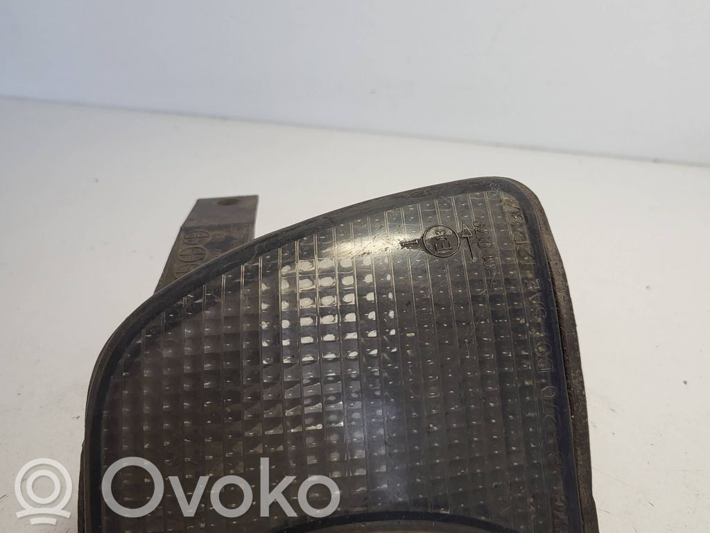 BMW 5 E34 Front indicator light 