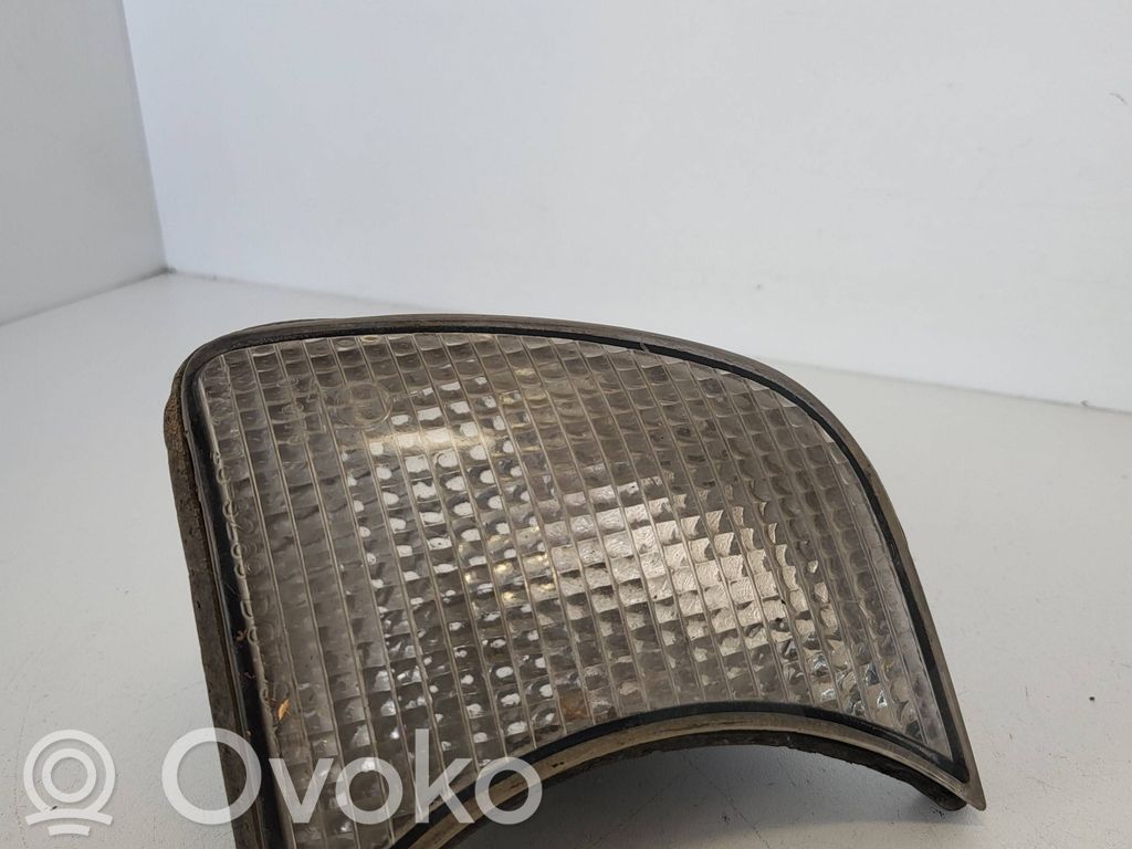 BMW 5 E34 Etusuuntavilkku 