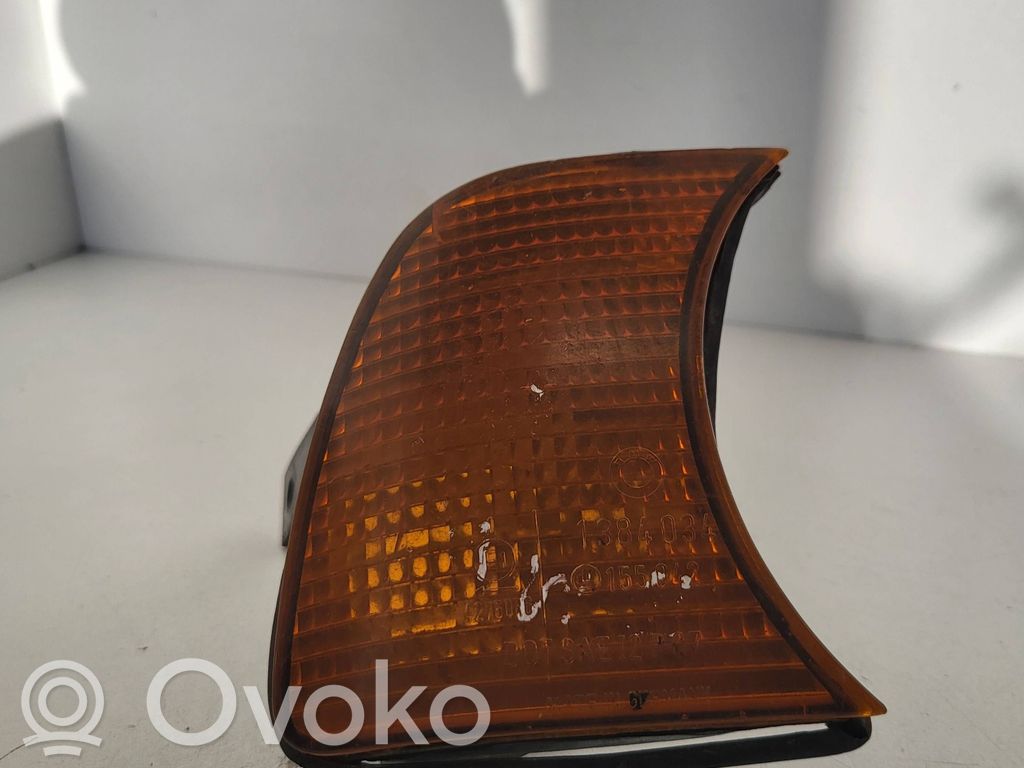 BMW 5 E39 Indicatore di direzione anteriore 