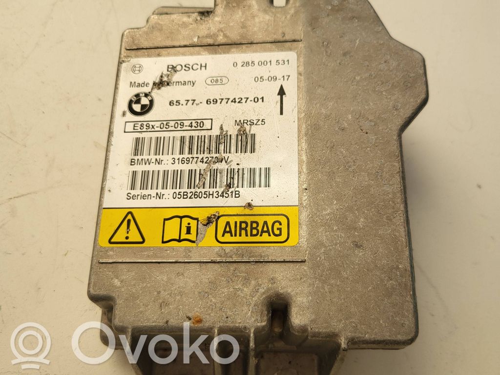 Airbagsteuergerät   65776977427