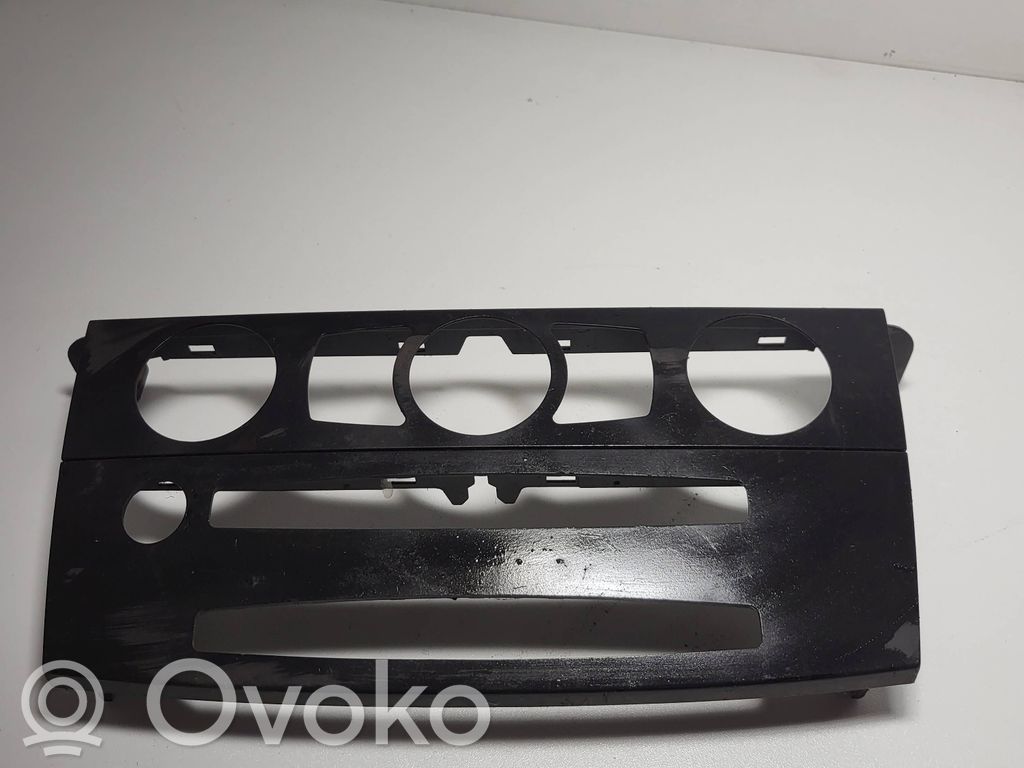 Climate control/heater control trim   7063151