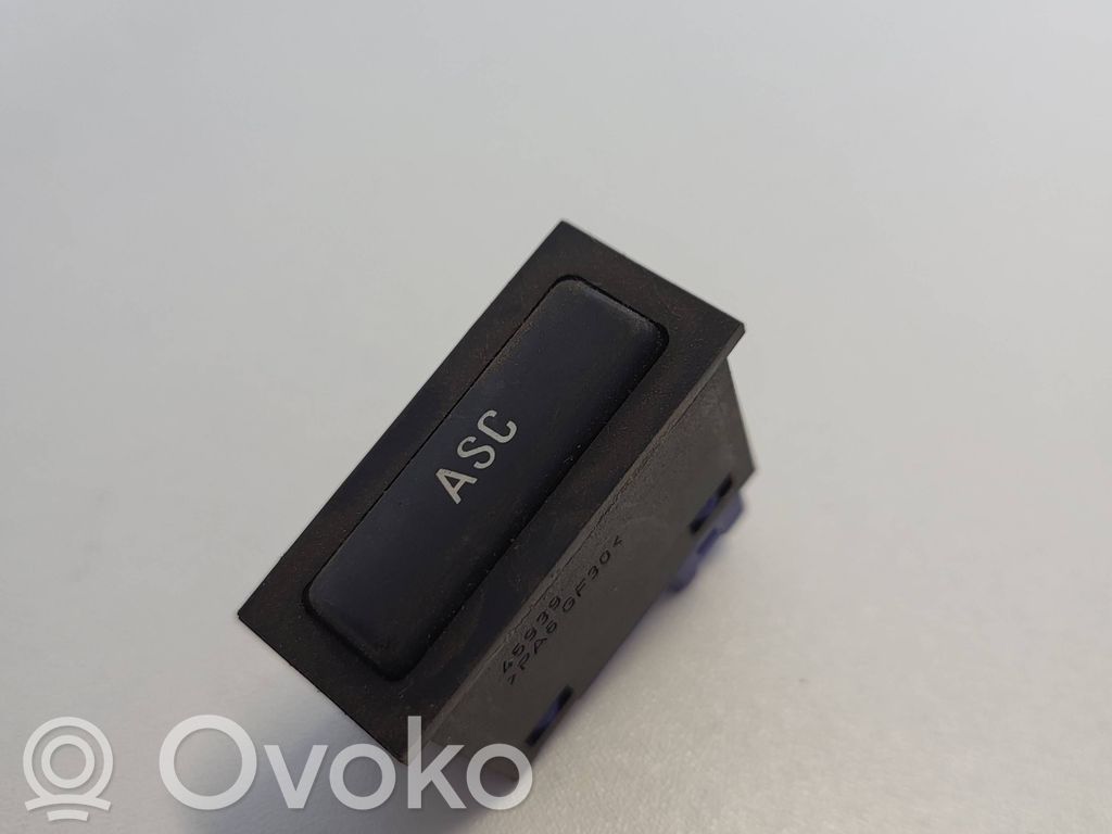 Traction control (ASR) switch   8352251