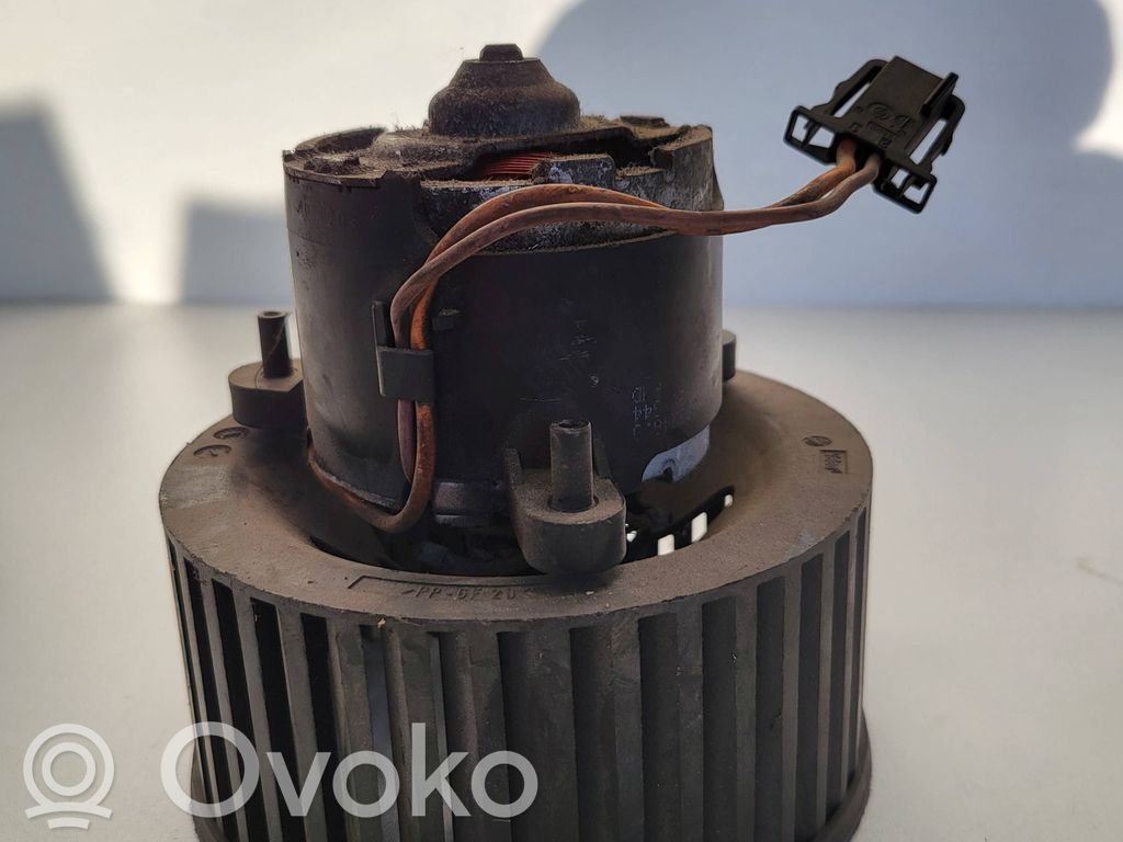 Mazā radiatora ventilators   006635M