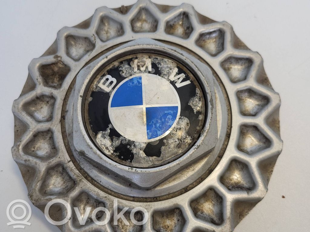 BMW 5 E34 Tapacubos original de rueda 