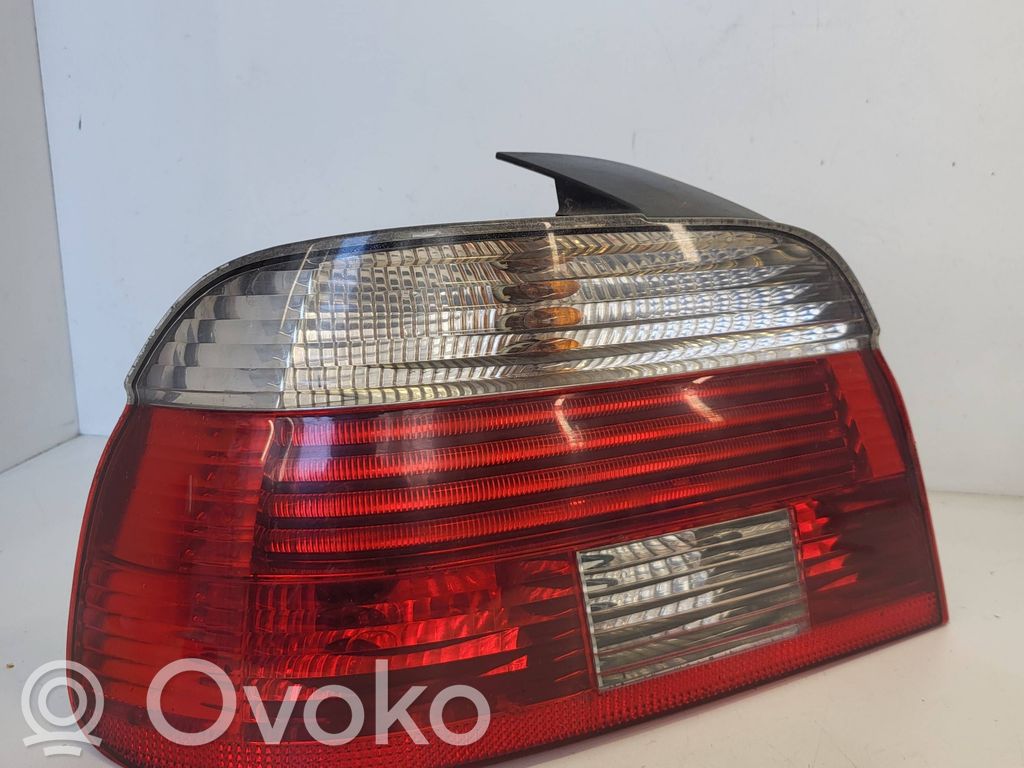 Rear/tail lights   6902527