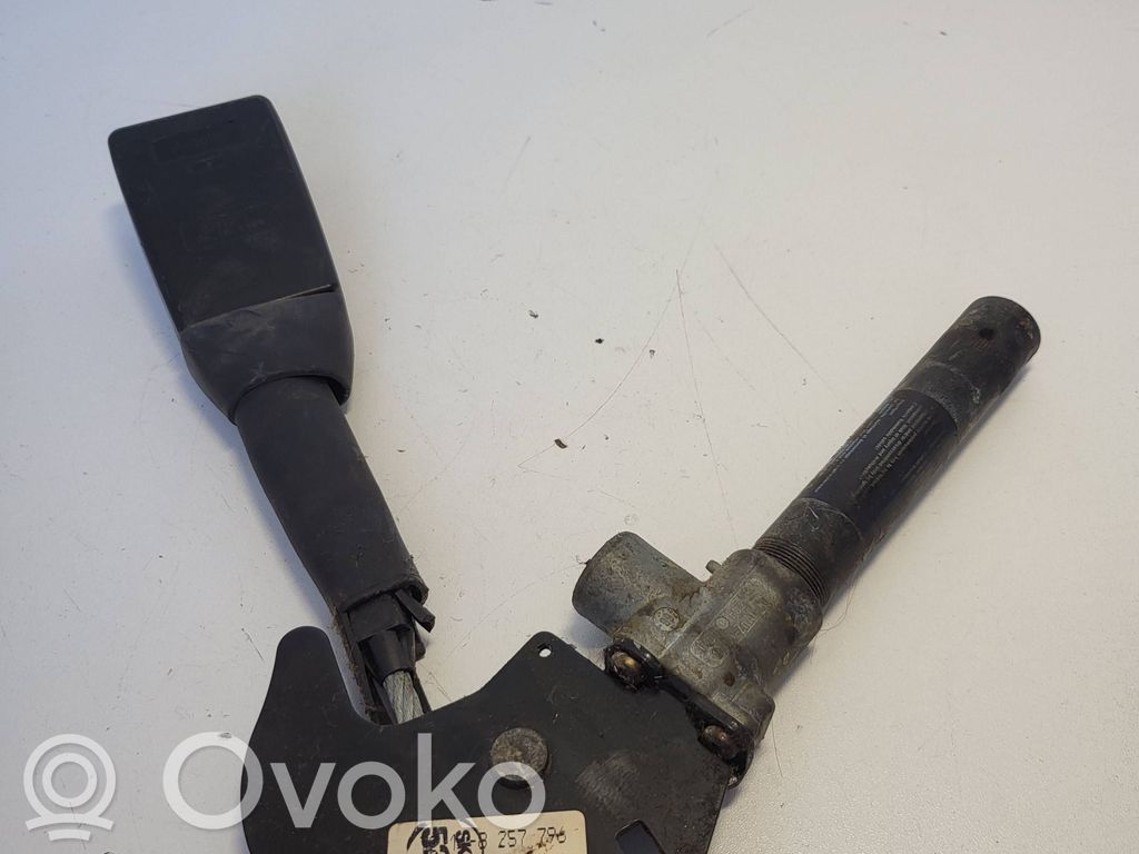 BMW 5 E39 Hebilla del cinturón delantero 