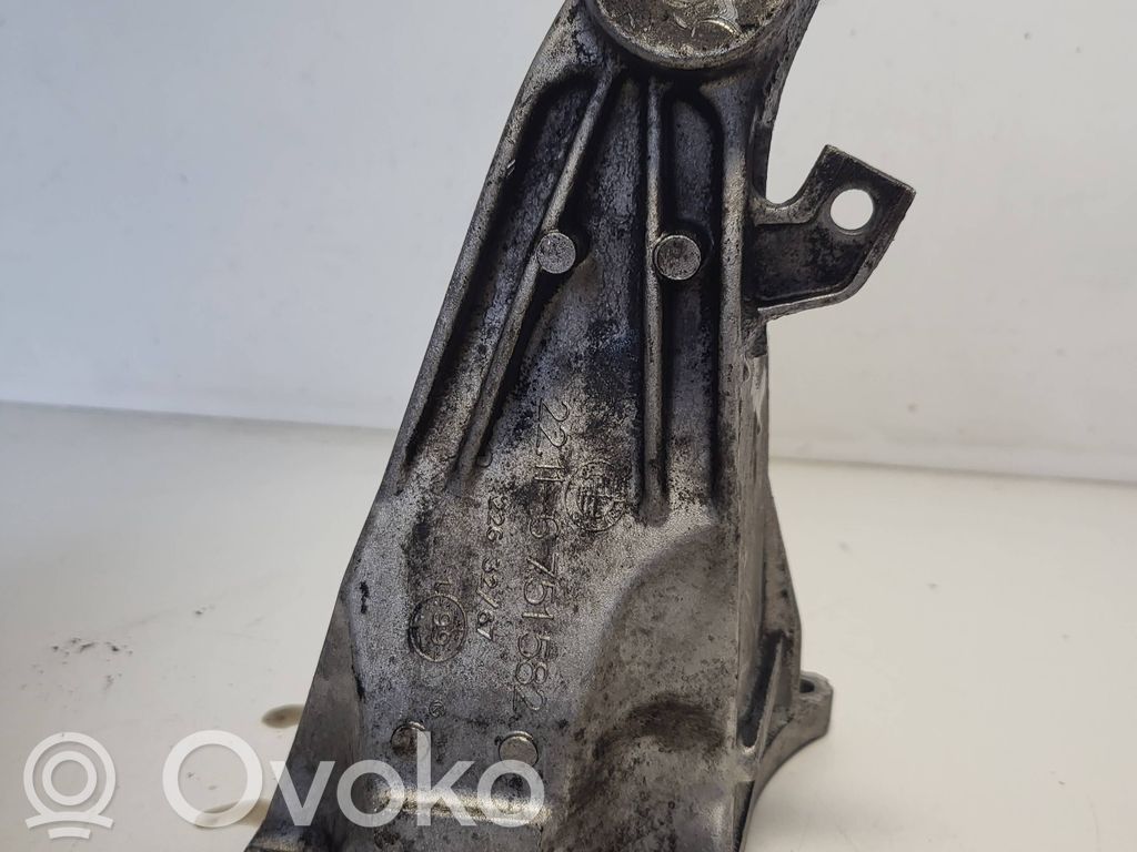 BMW 5 E39 Engine mounting bracket 