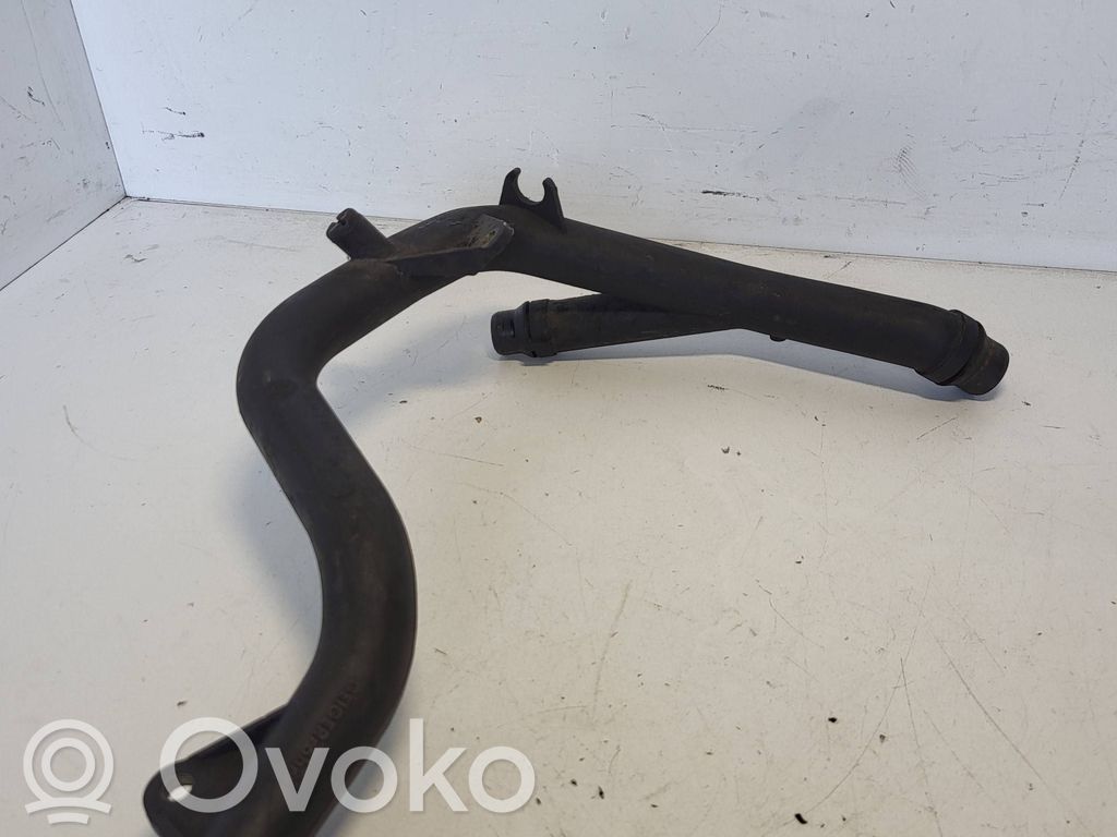 Engine coolant pipe/hose   2247918