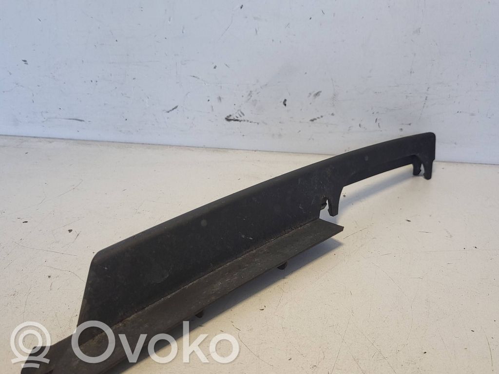 BMW 3 E90 E91 Priekšpusē bampera stūra daļa 