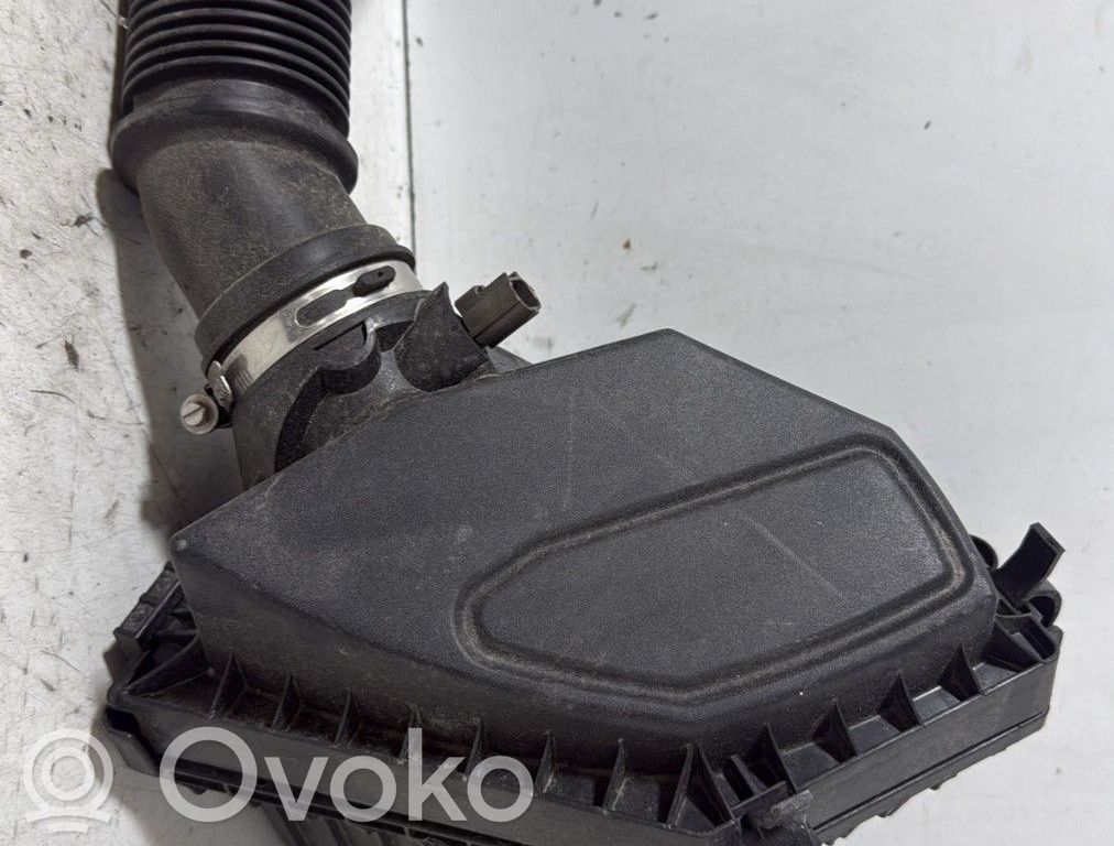 Ford Puma Air filter box 