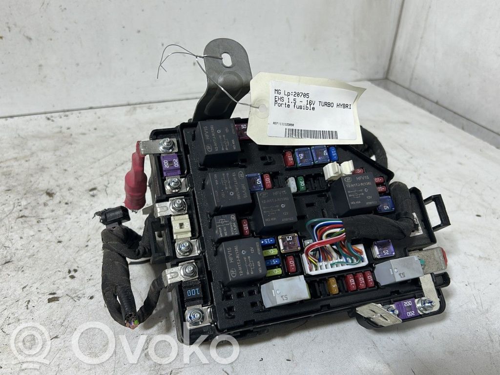 Drošinātāju bloks   10888784