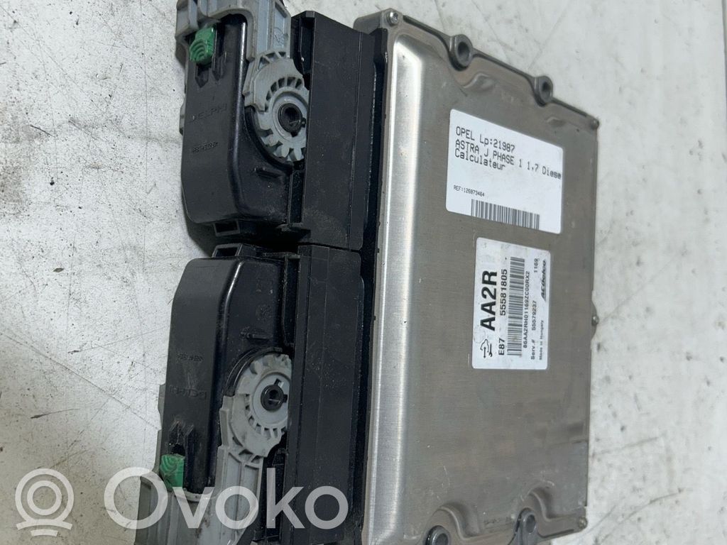 Opel Astra J Engine control unit/module 