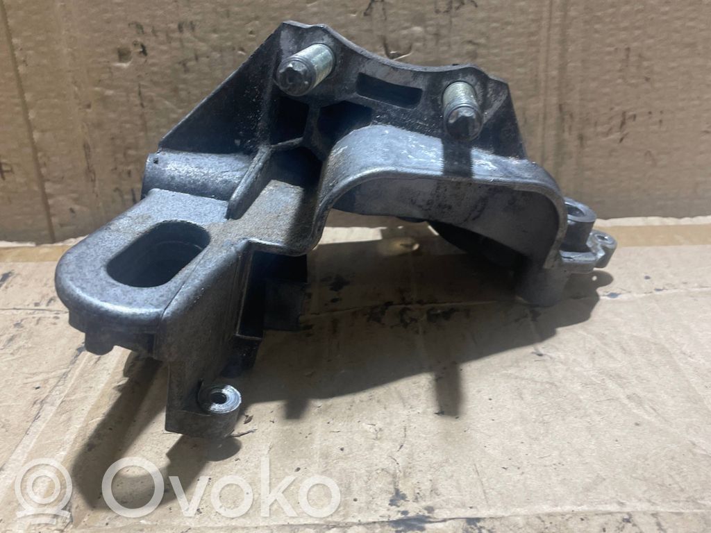 Ford Focus A/C compressor mount bracket 