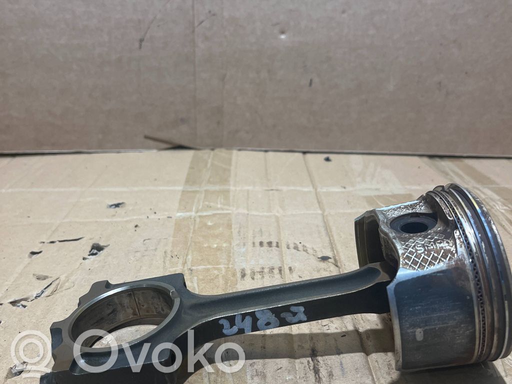 Volvo S40 Pistón con biela 
