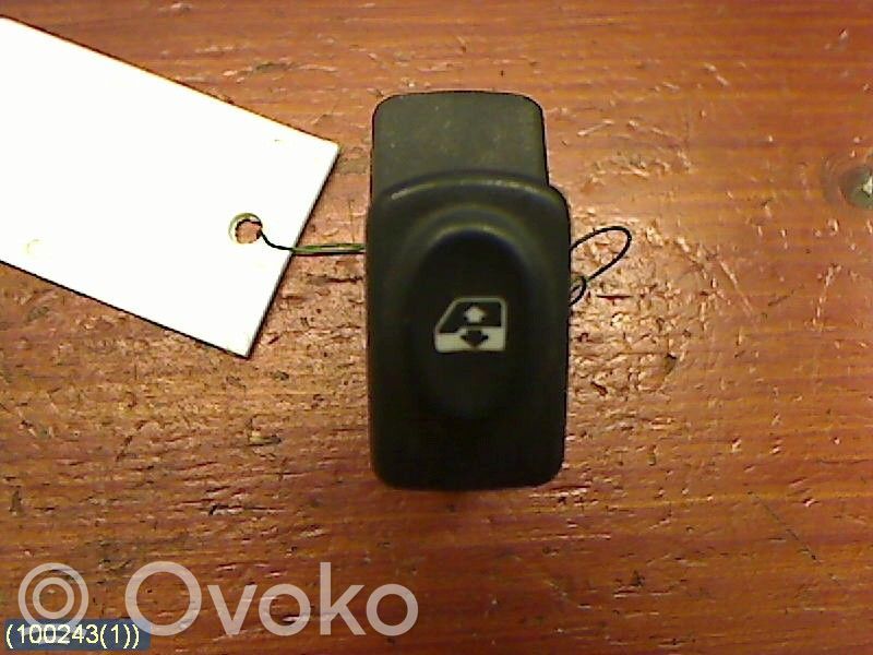 Electric window control switch   423998KDAV
