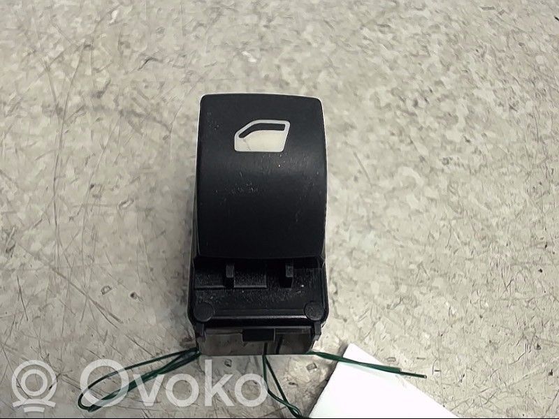 Electric window control switch   6490E2,96624281