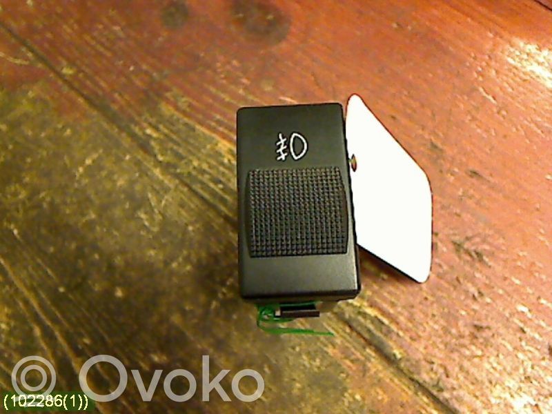 Sumuvalojen kytkin   4D0941535A,PNT