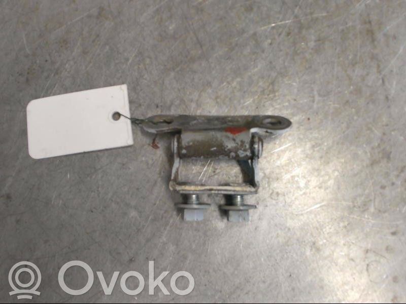 Tailgate/trunk/boot hinge   6881002020