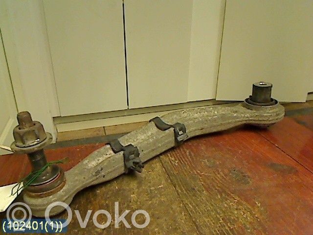 Rear upper control arm/wishbone   33322347991