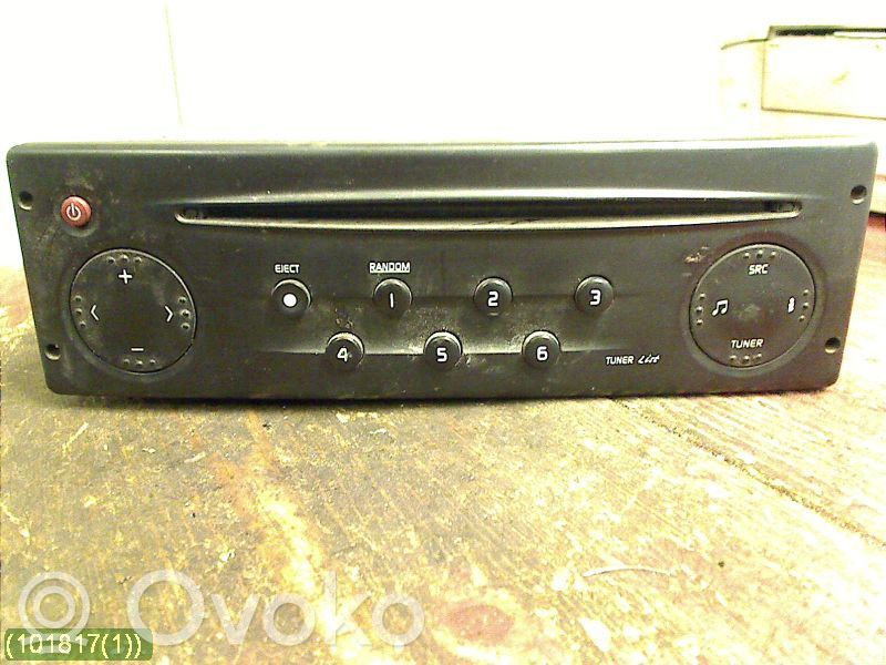 Nissan Kubistar Unitate principală radio/CD/DVD/GPS 
